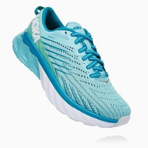 HOKA ONE ONE Arahi 4
